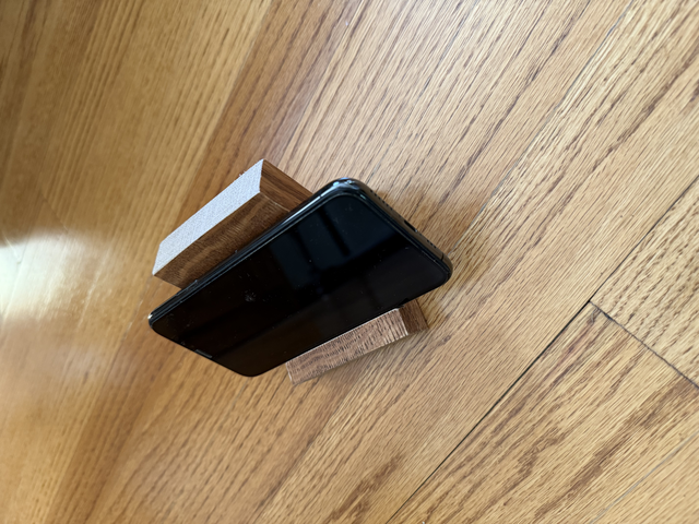 wood phone stand